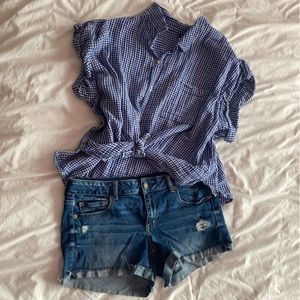 Super Stretch 3.5” Distressed Denim Shorts